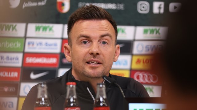 FCA-Trainer Enrico Maaßen auf der Pressekonferenz vor dem Heimspiel gegen Union Berlin