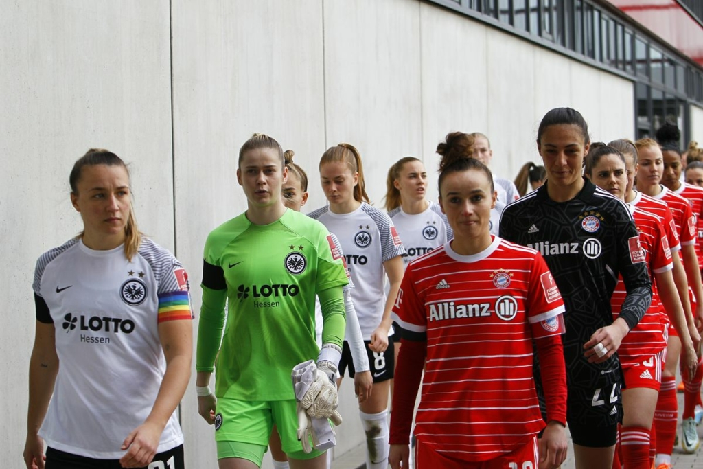 FC Bayern Muenchen v Eintracht Frankfurt - FLYERALARM Frauen-Bundesliga