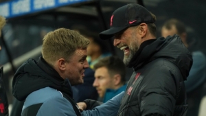 Eddie Howe greets Jurgen Klopp ahead of the Premier League clash between Newcastle and Liverpool