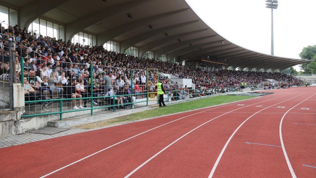 Testspiel des FC Augsburg im Rosenaustadion