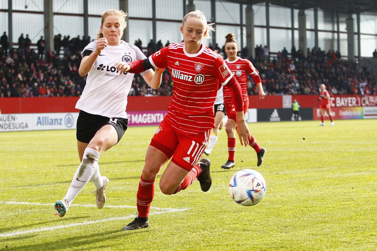 FC Bayern Muenchen v Eintracht Frankfurt - FLYERALARM Frauen-Bundesliga