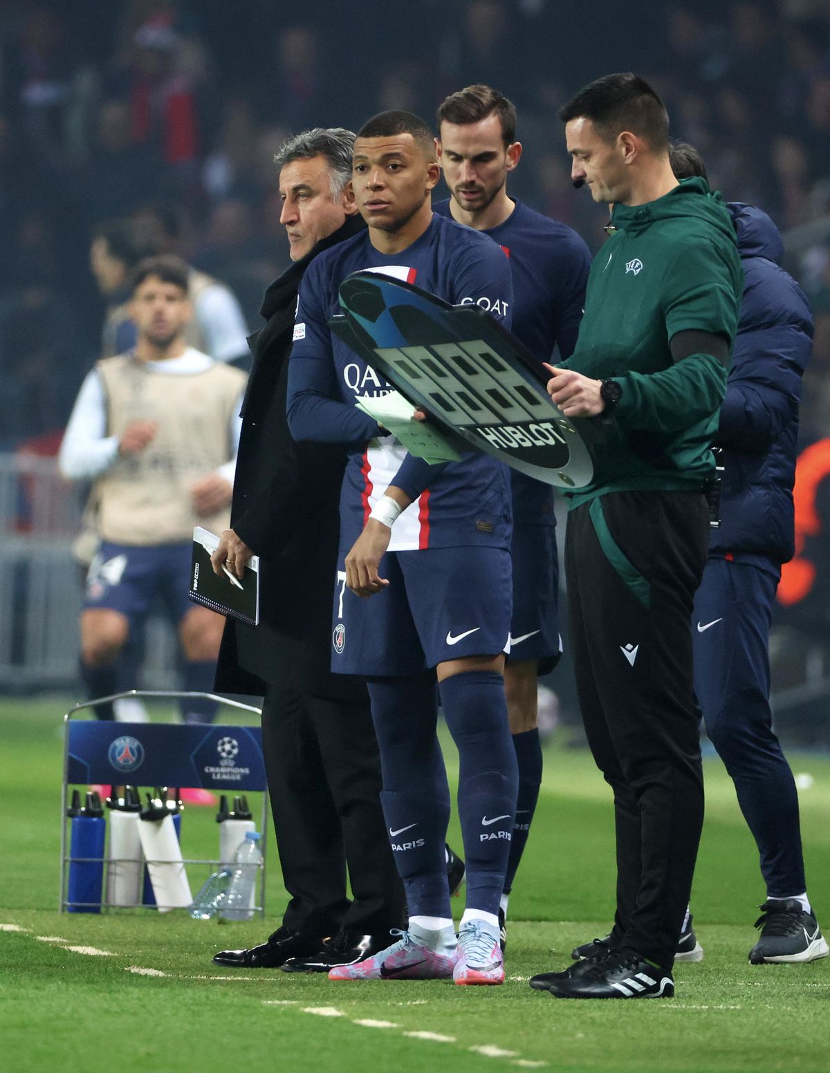 Paris Saint-Germain v FC Bayern München: Round of 16 Leg One - UEFA Champions League