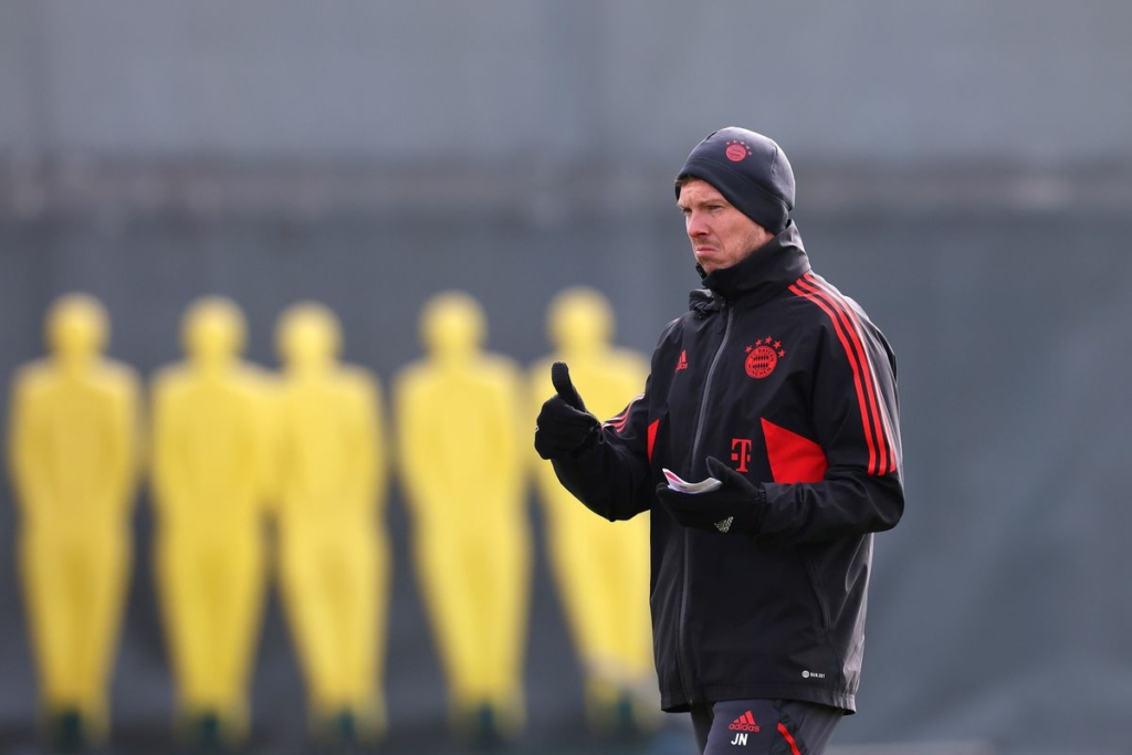 FC Bayern München Training Session And Press Conference