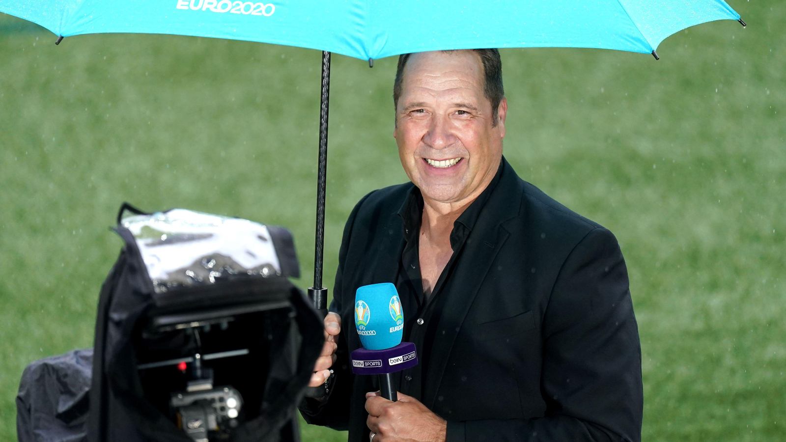 David Seaman doing punditry at Euro 2020