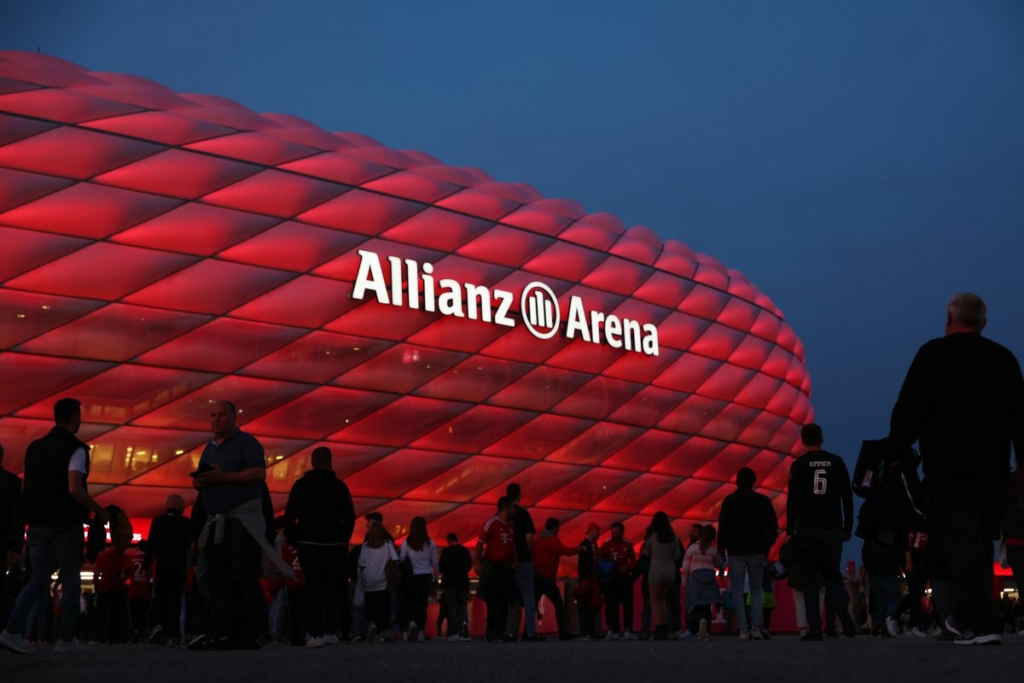 FC Bayern München v Sport-Club Freiburg - Bundesliga