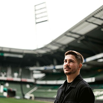 Romano Schmid at the wohninvest WESERSTADION.