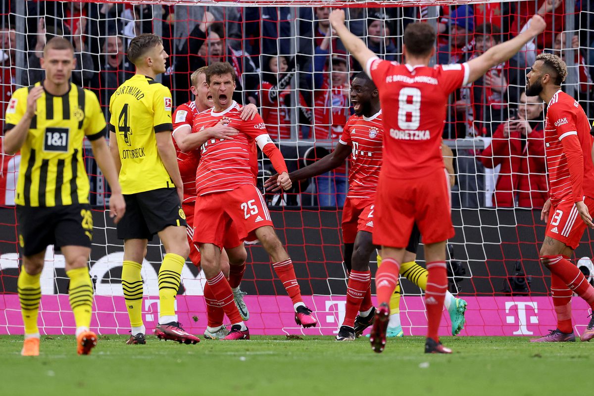 FC Bayern München v Borussia Dortmund - Bundesliga