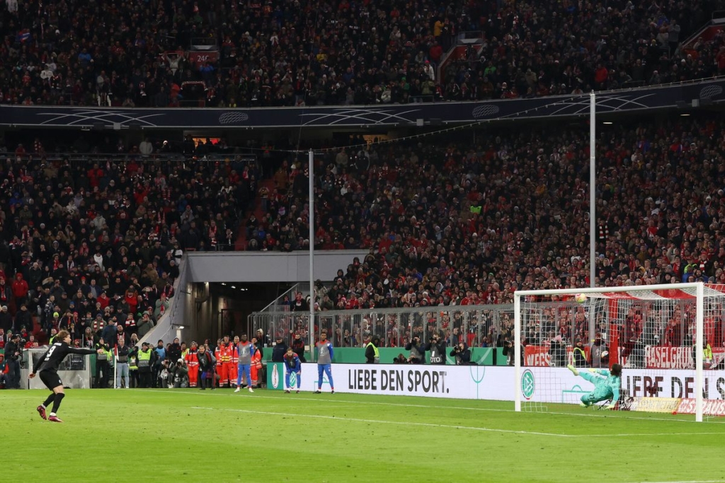 FC Bayern München v SC Freiburg - DFB Cup: Quarterfinal