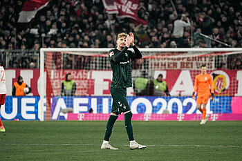 Nick Woltemade applauds the crowd upon his substitution.