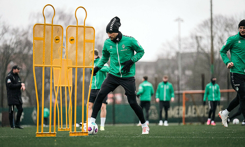 Milos Veljkovic on the training pitch.