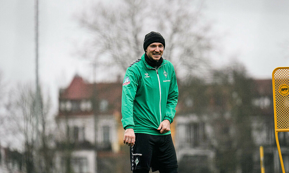 Niklas Stark smiling at training.