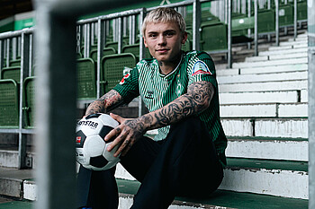 Isak Hansen-Aarøen wants to show what he can do (Photo: WERDER.DE).