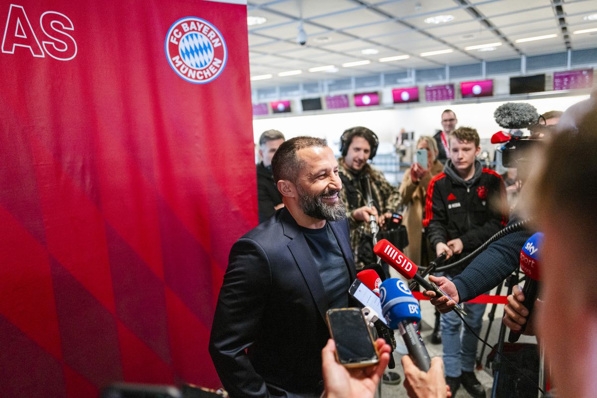 FC Bayern München Training Session And Press Conference