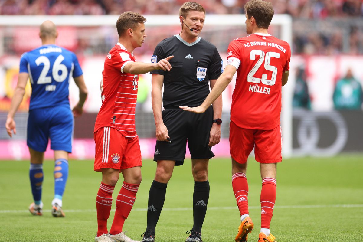 FC Bayern München v FC Schalke 04 - Bundesliga