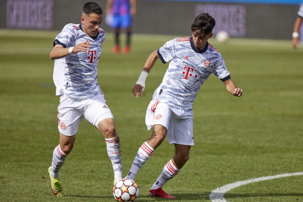 FC Barcelona v Bayern Muenchen - UEFA Youth League