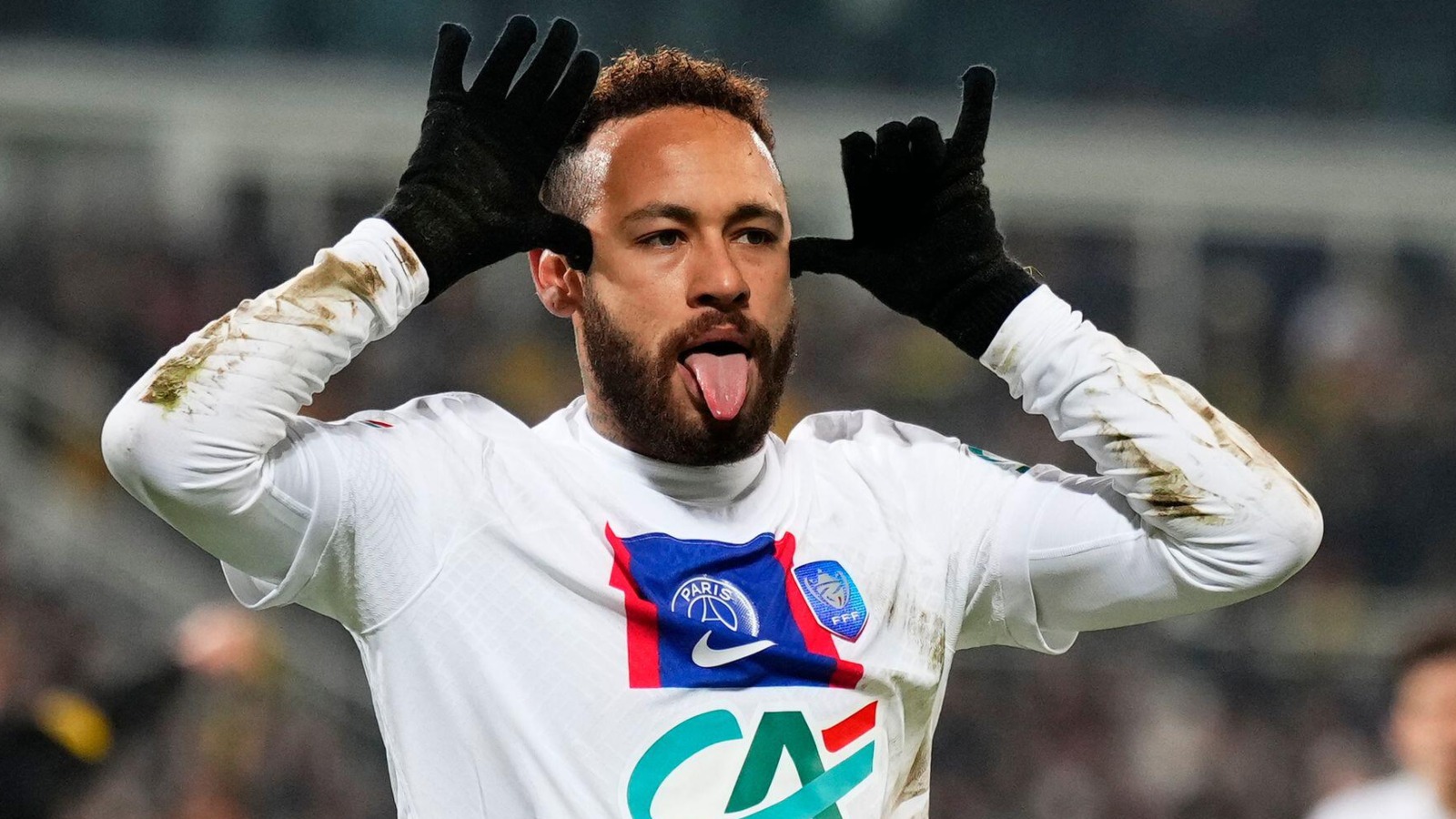 Paris Saint-Germain's Neymar Jr celebrates scoring a goal in a Coupe de France game.