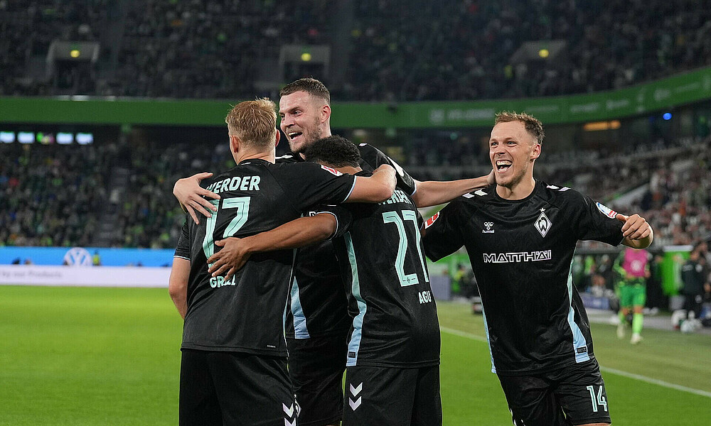 Werder celebrate after a goal.